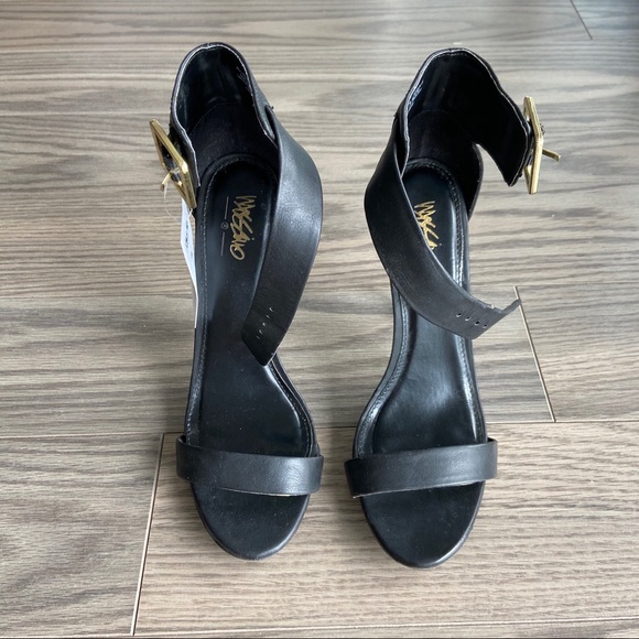 🍋 BNWT Ankle Strap Stiletto Sandals 🍋 - Picture 2 of 5